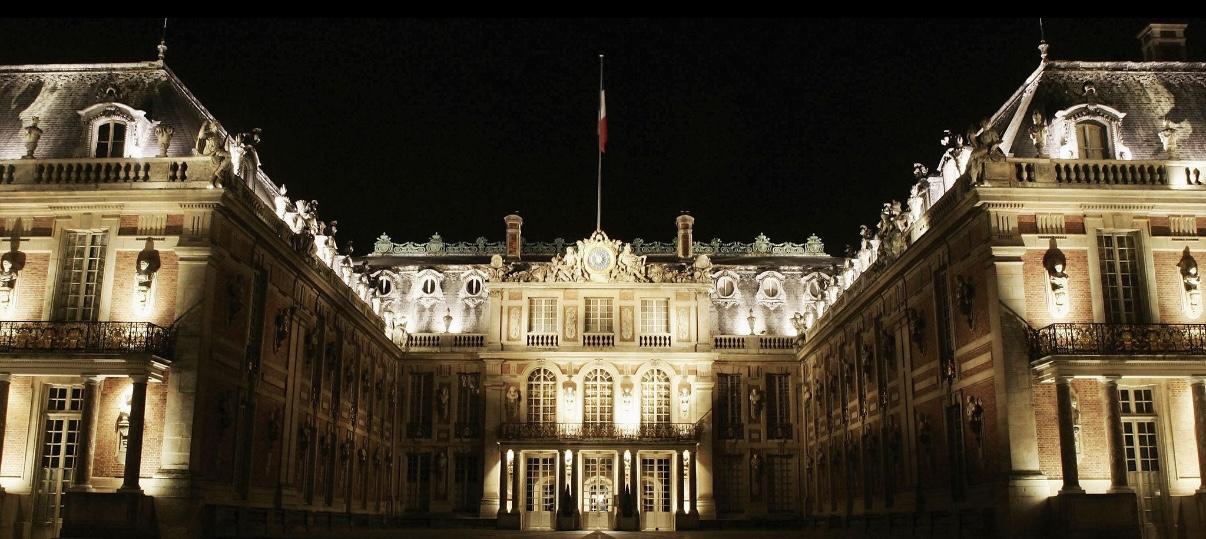Sorties nocturnes au Ch&acirc;teau de Versailles : voyagez l&rsquo;esprit l&eacute;ger