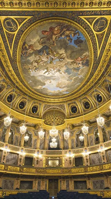 Sorties nocturnes au Ch&acirc;teau de Versailles : voyagez l&rsquo;esprit l&eacute;ger